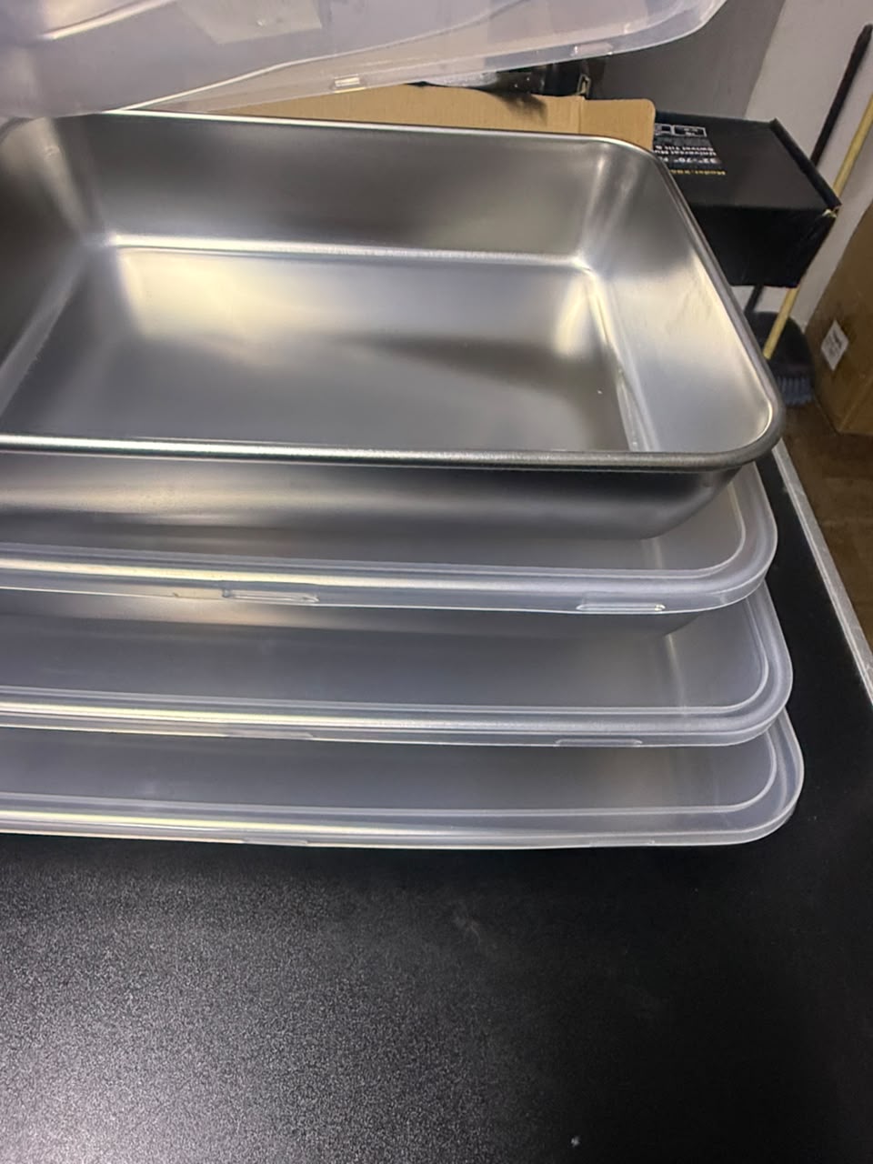 Bandeja de acero inoxidable abierta